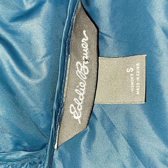 Eddie Bauer.  Lightweight puffer parka. Full-zip. Like-new.  Women's size Small. - Picture 8 of 16